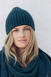 Lana Grossa LUE PATENT Cashmere 16 Fine - Strikkeoppskrift (NO)