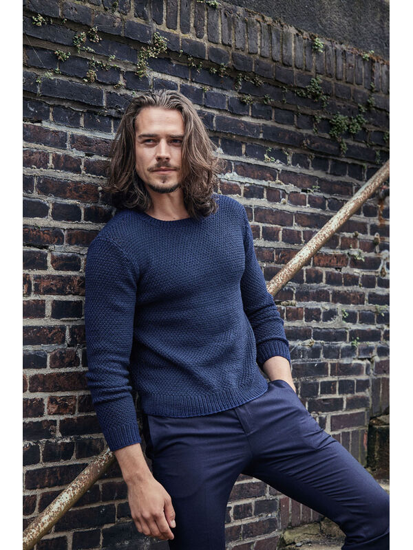 Lana Grossa PULLOVER Cool Wool - German Edition