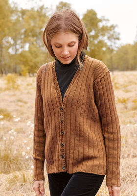JACKE Cool Wool - Strikkeoppskrift (DK) fra Lana Grossa