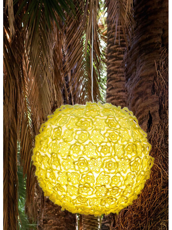Lana Grossa HÄKELBLÜTEN FÜR BALLONLAMPE Silkhair - German Edition