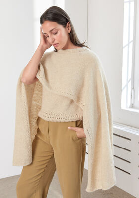 CAPE Natural Alpaca Pelo - Strikkeoppskrift (SE) fra Lana Grossa