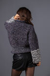 FILATI Studio PULLOVER Brigitte No. 5 Nature - Strikkeoppskrift (NO)