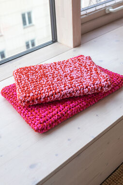 Lana Grossa LIVING No. 1 - Magasin (DE) + Strikkeopskrifter (NO)