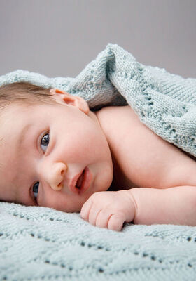 DECKE Cool Wool Baby  - German Edition fra Lana Grossa