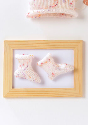 SOKKER Cool Wool Baby - Strikkeoppskrift (DK) fra Lana Grossa
