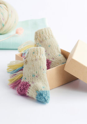 SOKKER Cool Wool Baby Print Punto & Cool Wool Baby - Strikkeoppskrift (DK) fra Lana Grossa