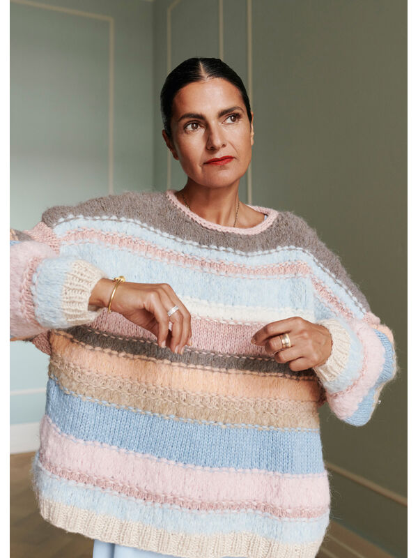 Lana Grossa PULLOVER Lala Berlin Lovely Cotton & Lala Berlin Furry - Strikkeoppskrift (DK)