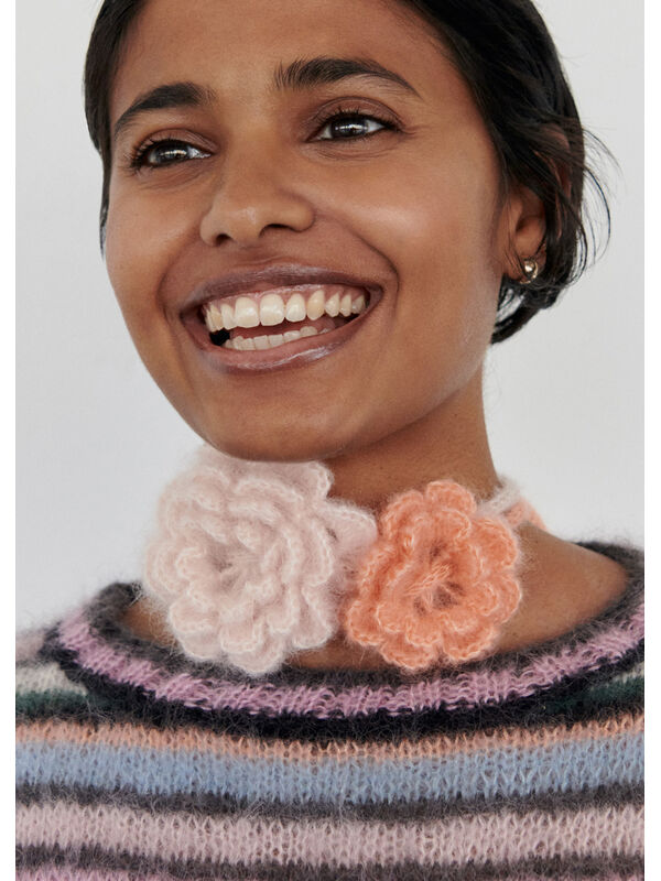 Lana Grossa HEKLEDE BLOMSTER Silkhair - Hekleopskrift (SE)