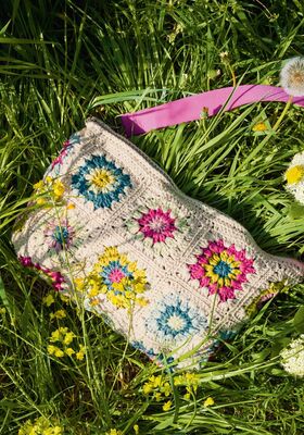 BESTEMORRUTEBAG Natural Cotton fra Lana Grossa