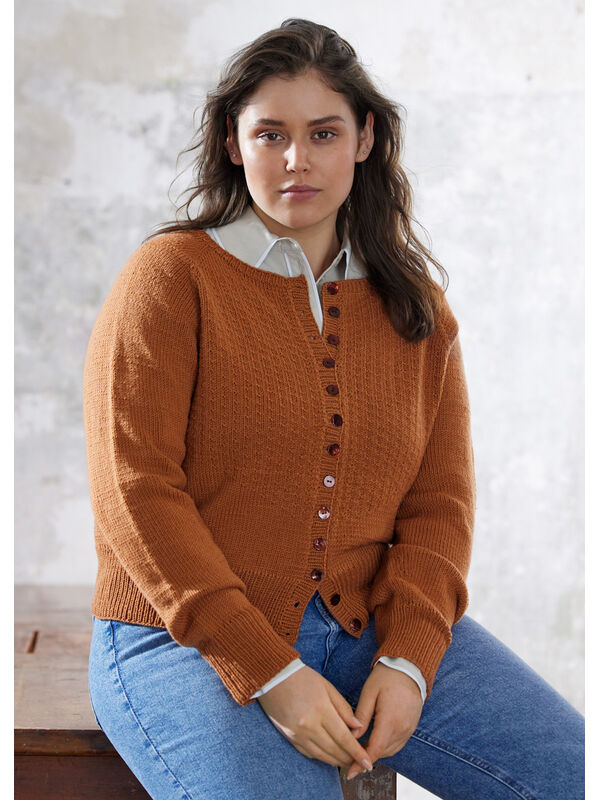 Lana Grossa CARDIGAN TWINKLE TWINKLE Size Plus - Cool Wool - Strikkeoppskrift (DK)
