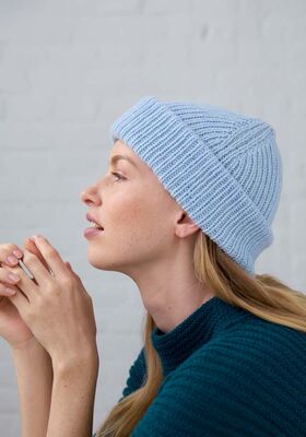 LUE Cashmere Kiss - Strikkeoppskrift (SE) fra Lana Grossa