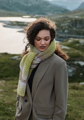 PATENTSKJERF Gomitolo Gala fra Lana Grossa