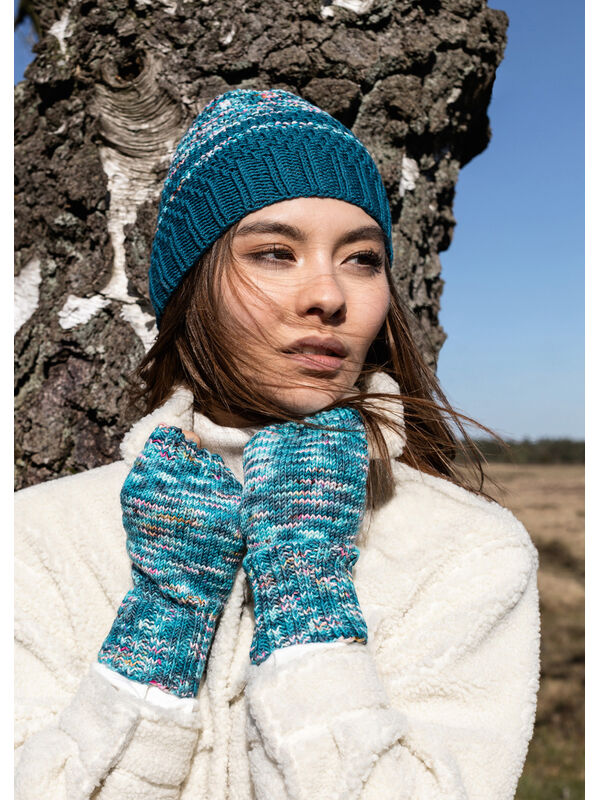 Lana Grossa LUE Cool Wool & Cool Wool Hand-dyed - Strikkeoppskrift (NO)