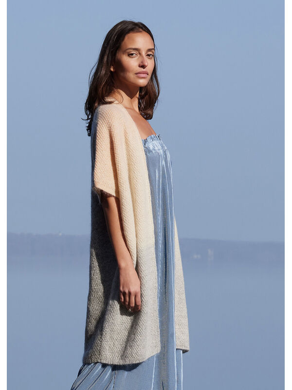 Lana Grossa VEST Cool Wool Lace Hand-dyed, Cool Wool Lace & Silkhair - Strikkeoppskrift (DK)