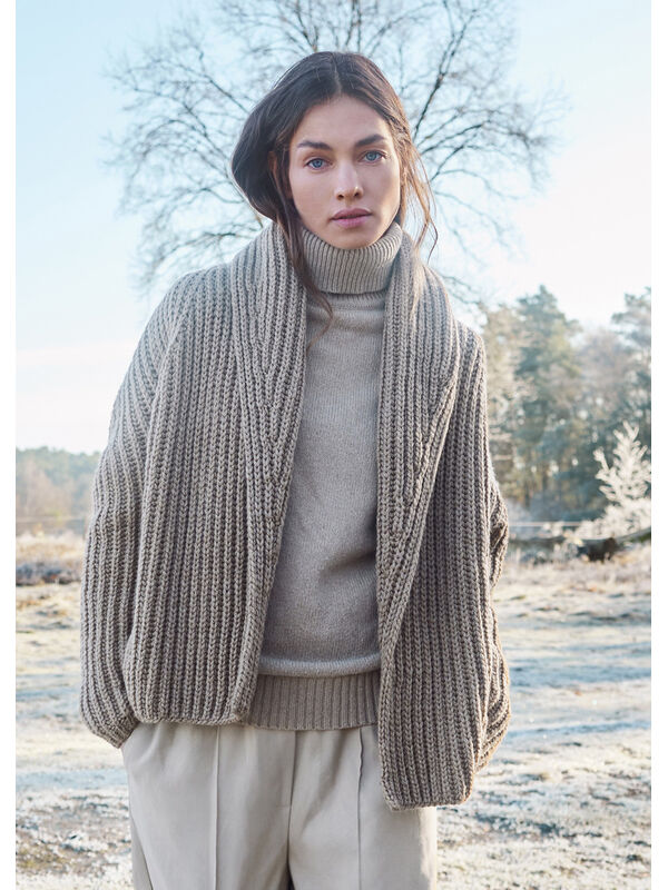 Lana Grossa JAKKE MED SJALSKRAVE Cool Merino Big - Strikkeoppskrift (NO)
