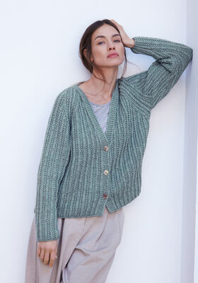 RAGLAN-JAKKE New Classic - Strikkeoppskrift (NO) fra Lana Grossa