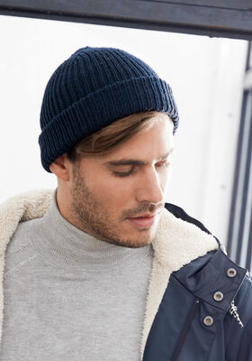 LUE (MANN) Cool Wool - Strikkeoppskrift (NO) fra Lana Grossa