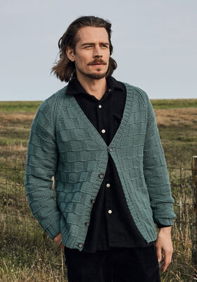 RAGLANJAKKE Cool Wool Big - Strikkeoppskrift (DK) fra Lana Grossa