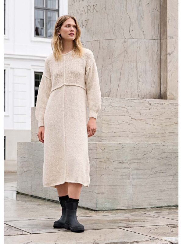 Lana Grossa KJOLE Natural Alpaca Pelo - Strikkeoppskrift (NO)