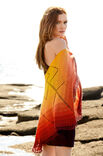 Lana Grossa STJERNEFORMET SKJERF Twisted Summer Shades - Strikkeoppskrift (NO)