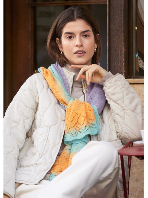 Lana Grossa STOLA Cool Wool Lace hand-dyed - Strikkeoppskrift (DK)