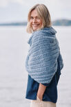 Lana Grossa TREKANTSKJERF Cool Wool Lace & Silkhair - Strikkeoppskrift (SE)