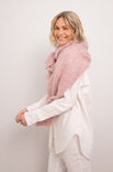 Lana Grossa TREKANTSKJERF Cool Wool Lace & Silkhair - Strikkeoppskrift (SE)