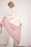 Lana Grossa TREKANTSKJERF Cool Wool Lace & Silkhair - Strikkeoppskrift (SE)