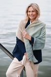 Lana Grossa SJAL Cool Wool Lace hand-dyed & Silkhair - Strikkeoppskrift (SE)