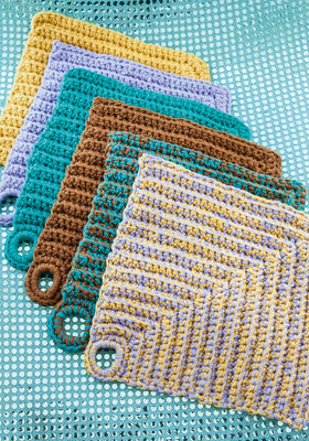 TOPFLAPPEN IM RELIEFMUSTER Star - German Edition fra Lana Grossa