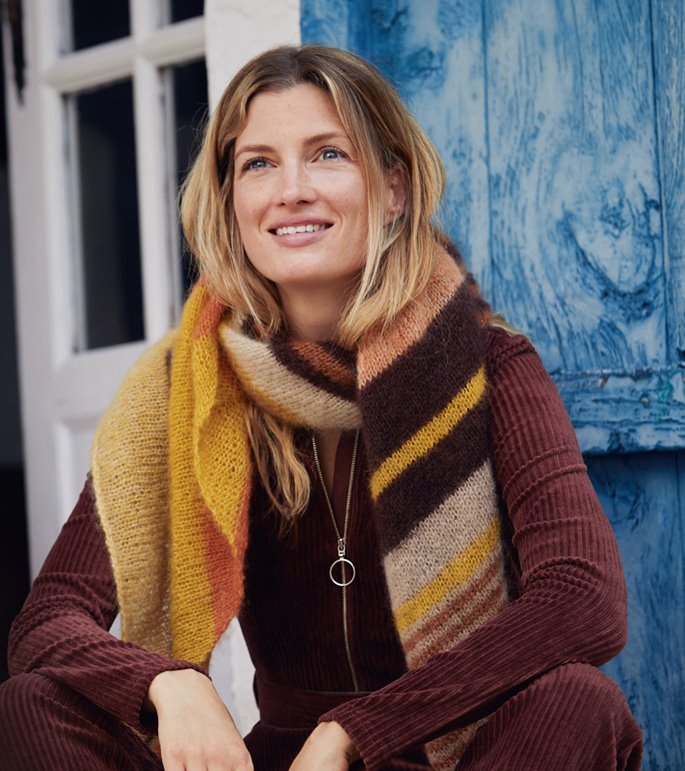 Lana Grossa ASYMMETRISK SKJERF Silkhair & Silkhasir Luso - Strikkeoppskrift (NO)