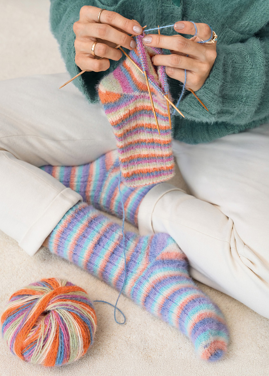 BASIC-SOKKER Cosy Socks Soft Stripes fra Lana Grossa