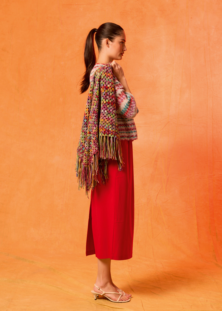 HEKLET TREKANTSJAL Cotonella fra Lana Grossa