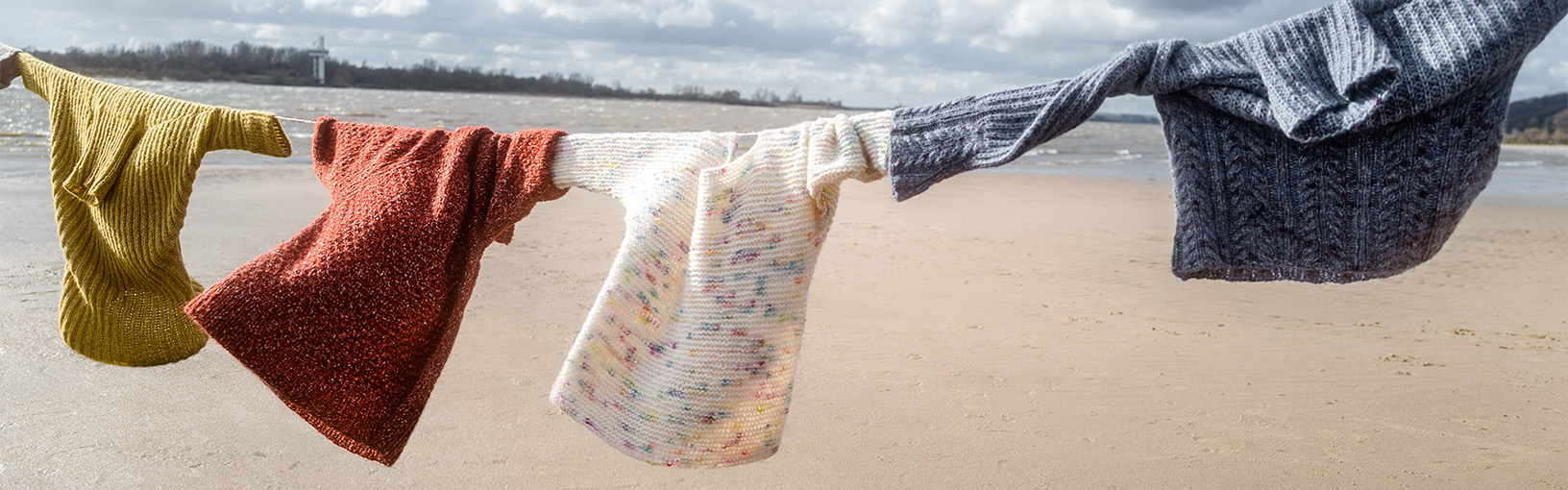 Gratis Strikkeoppskrift / Hekleoppskrift når du bestiller garn Modellpakke | Dame | Vesker