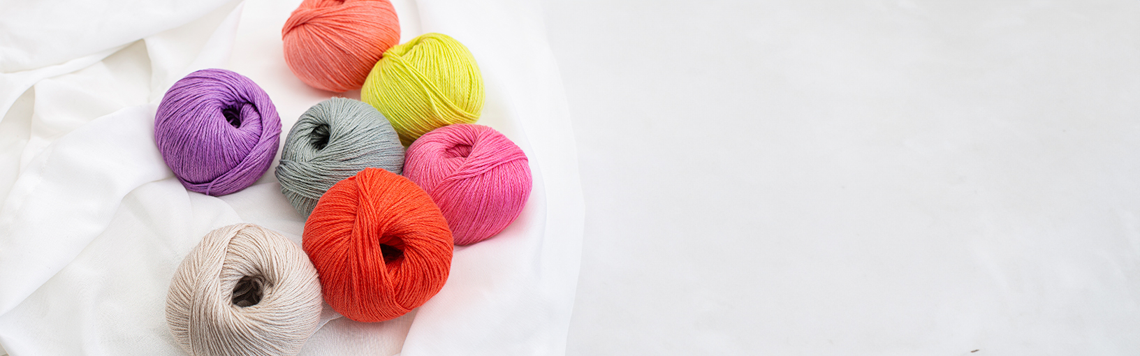 INNOVATIV, ERGONOMISK - HØYEST KVALITET Lana Grossa pinner | Jumperpinner | % Design Tre Natur %